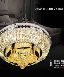 den-led-op-tran-kinh-882-600